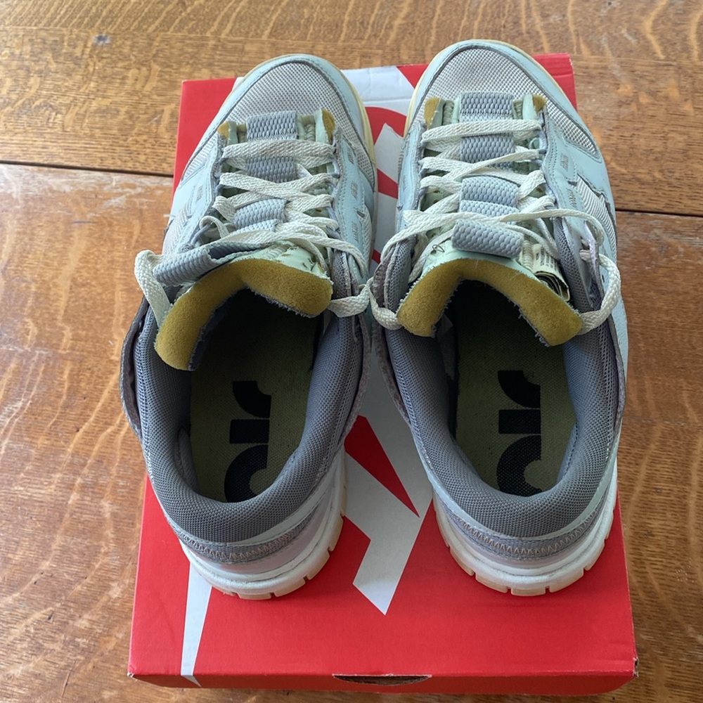 EUC Nike Air Dunk Jumbo with box size 9 mens in sail/light silver-mint foam. - Picture 4 of 14